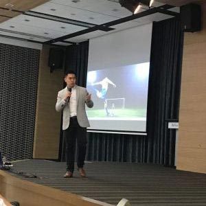 Chiropractor Singapore Shaun Ranen Ang at Corporate Talks
